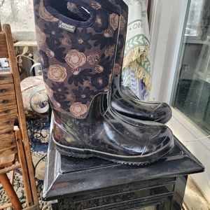 Bogs Womens Boots